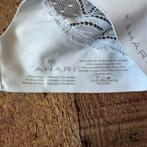 Tahari Bra Size 34C Light Blue Padded Underwire Adjustable Clasp Back - Picture 3 of 4